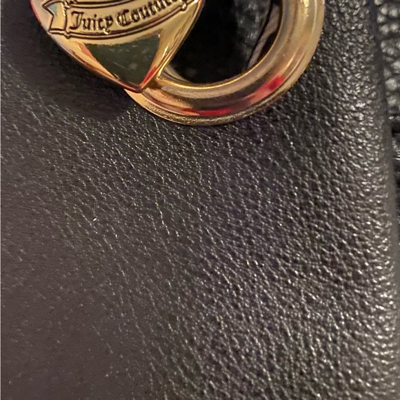 Juicy couture small crossbody black purse and additional keyhole pouch - Picture 5 of 5
